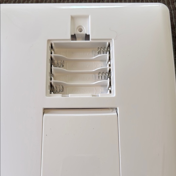 Conair LED-Lighted Storage Mirror - Picture 14 of 14